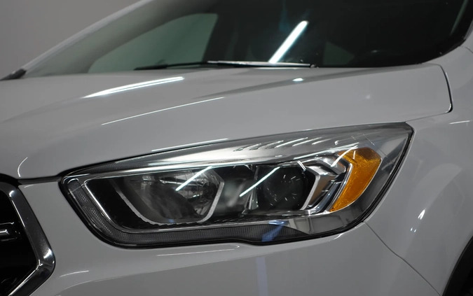 Ford Kuga cena 61900 przebieg: 148299, rok produkcji 2018 z Zator małe 781